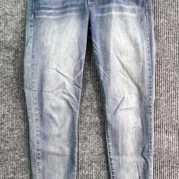 Denim - Democracy Ab"solution" women's blue jeans, Size 6